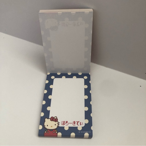 Hello Kitty notepad (small) - Picture 2 of 6